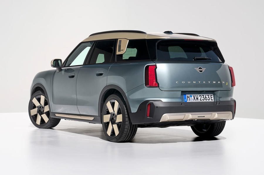 mini countryman suv rear