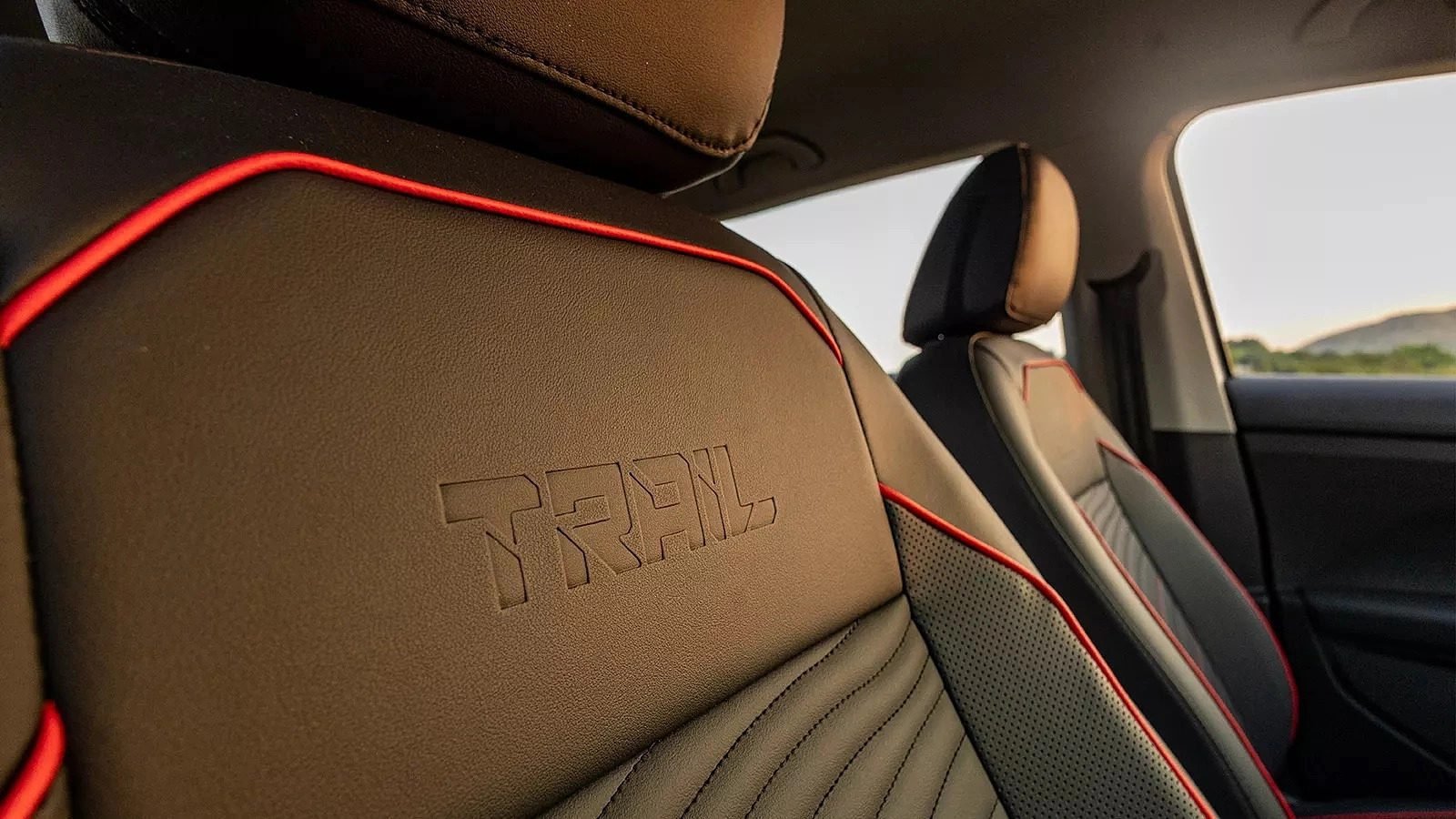 volkswagen taigun gt trial front seats