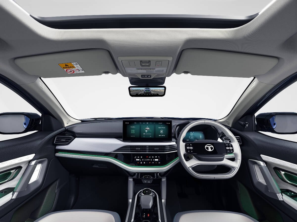 tata harrier.ev dashboard