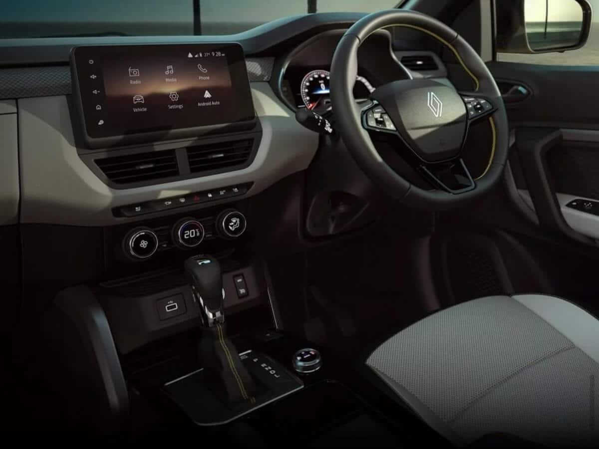 2025 Renault Kiger interior