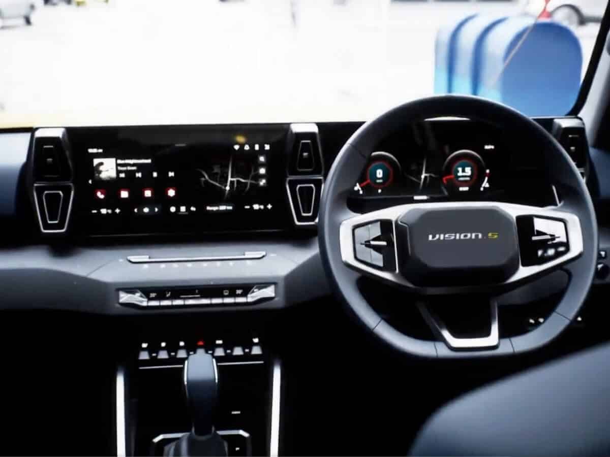 mahindra vision s concept dashboard