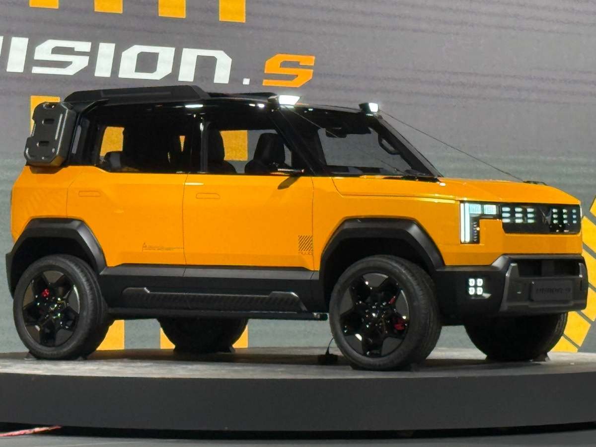 mahindra vision s suv