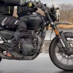 Bajaj Triumph Scrambler 400 Spied