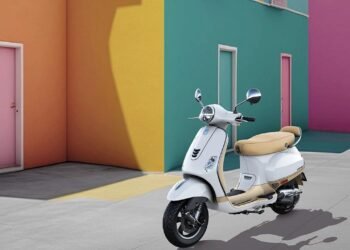 வெஸ்பா டூயல் ஸ்கூட்டர் ₹ 1.32 லட்சத்தில் ஆரம்ப விலையில் அறிமுகம்