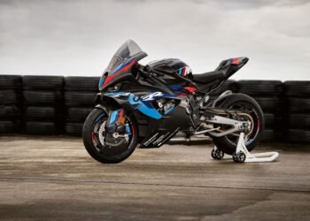 BMW M 1000 RR bike