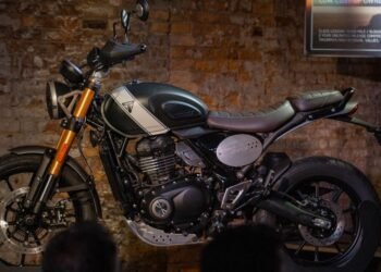 triumph speed 400 and scrambler 400x launched