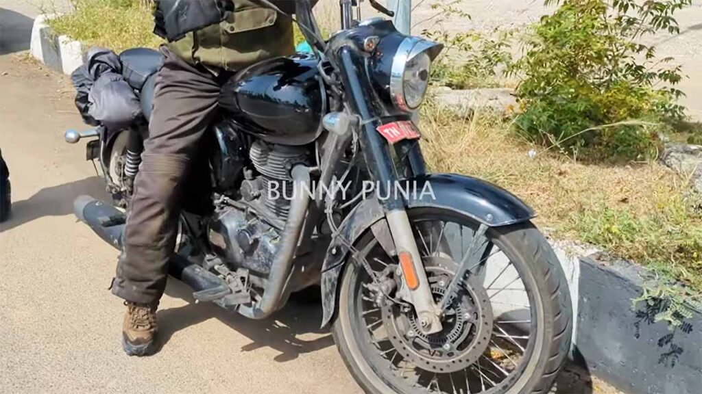 royal enfield bobber 350 spotted testing