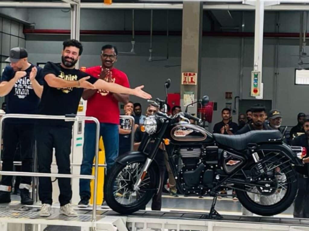 Royal Enfield Bullet 350 Price ₹1 74 லட்சத்தில் 2023 ராயல் என்ஃபீல்டு புல்லட் 350 விற்பனைக்கு