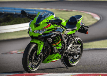 kawasaki zx-4r