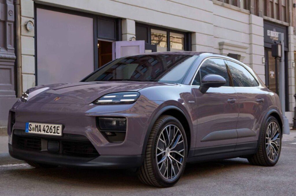 porsche-macan turbo-ev