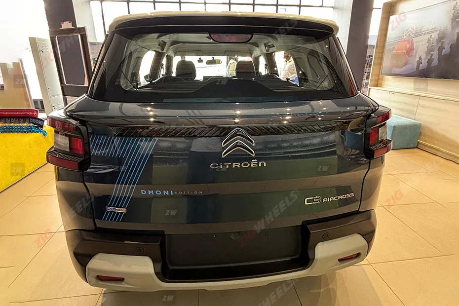 citroen c3 aircross dhoni edition detail rear view