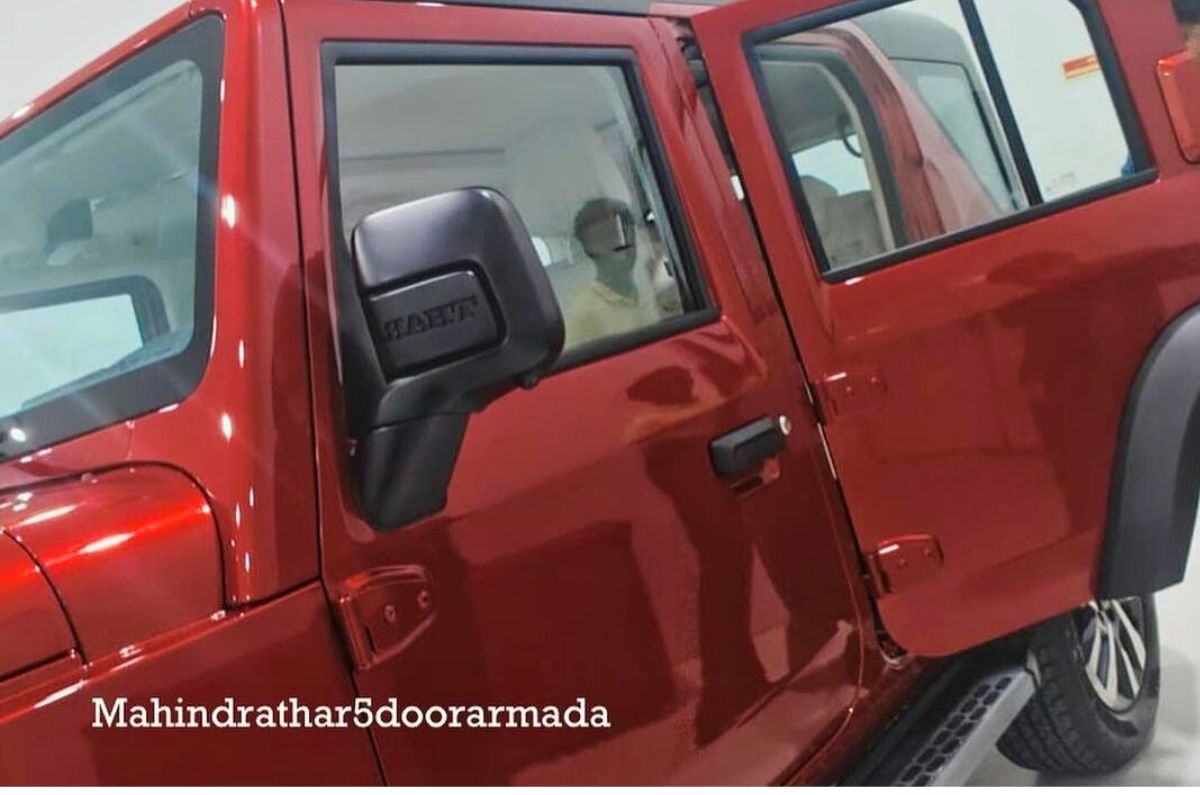 mahindra thar 5door armada side