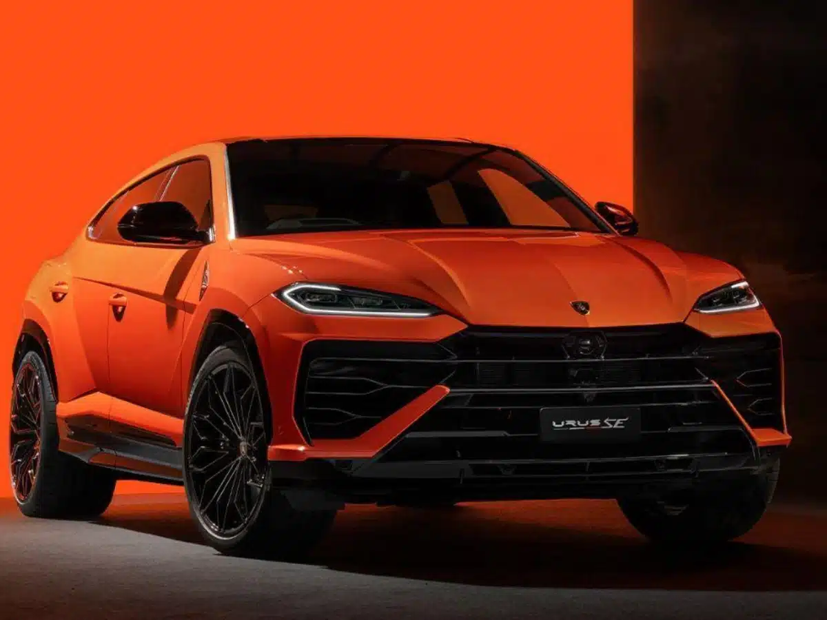 lamborghini urus se