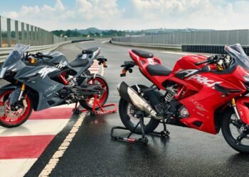 டிவிஎஸ் 2024 அப்பாச்சி RR310 பைக்கின் விலை மற்றும் சிறப்புகள்