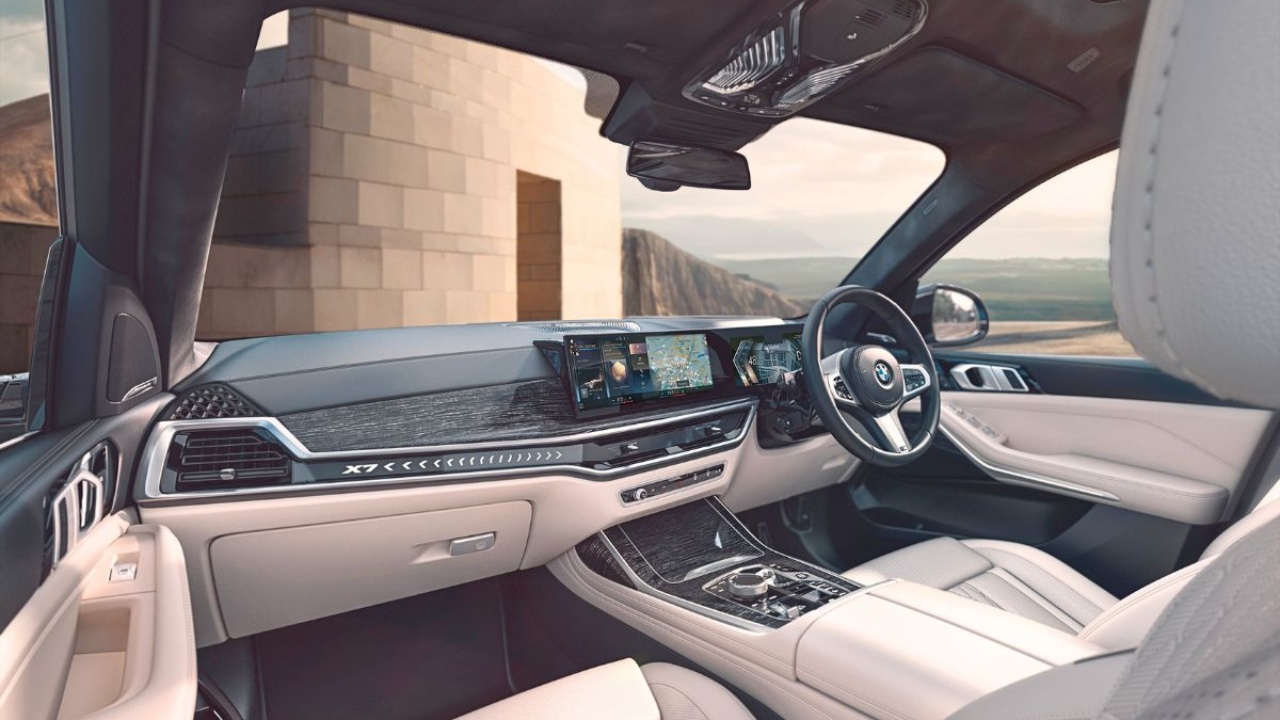 Bmw X7 signature edition interior