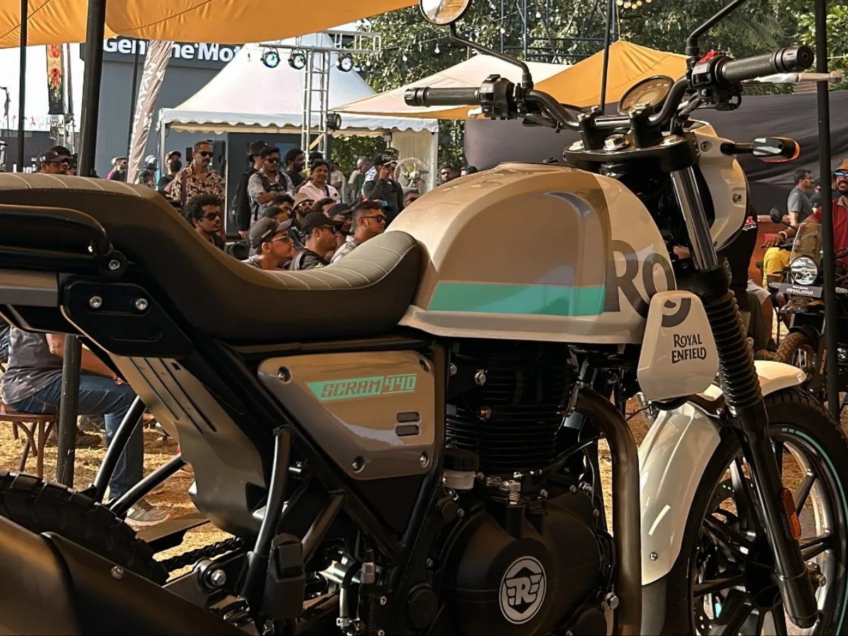 2025 Royal Enfield scram 440 rear