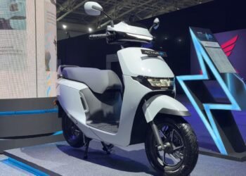 honda activa e electric scooter review