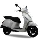 chetak 3502 Moon white