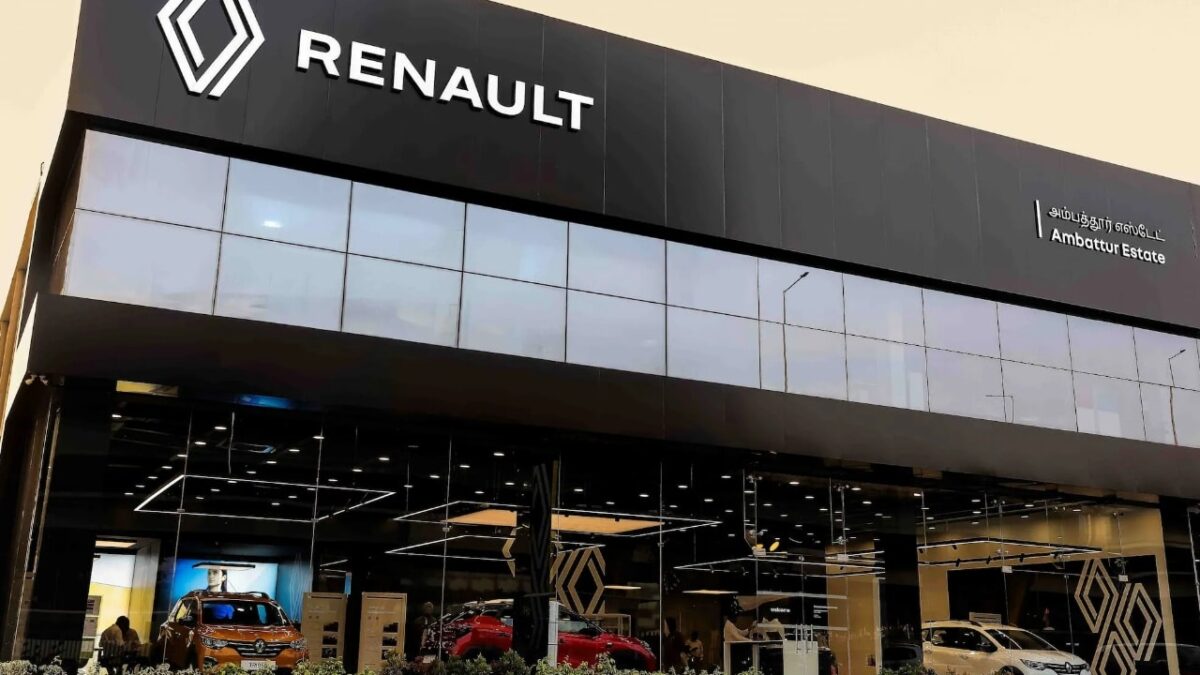 renault new r concept store