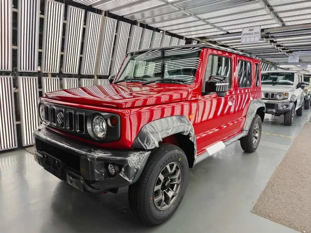 suzuki jimny nomade suv