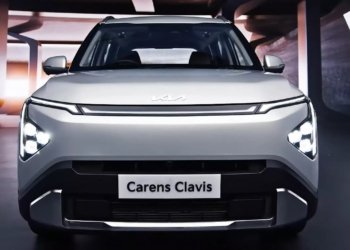 கியா காரன்ஸ் கிளாவிஸ்