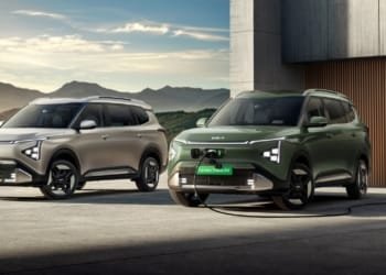 இந்தியாவில் காரன்ஸ் கிளாவிஸ்.இவிக்கு முன்பதிவை துவங்கிய கியா