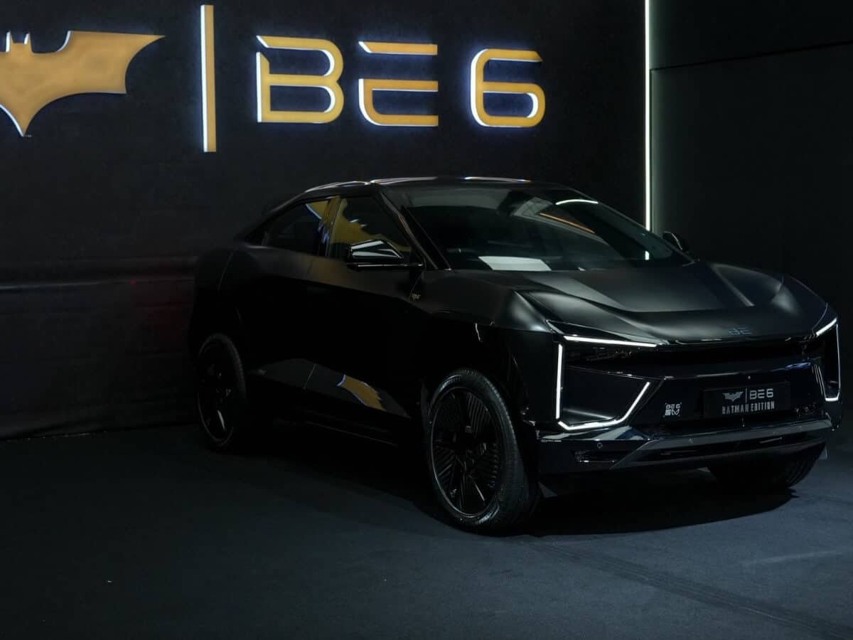 mahindra be6 batman edition suv