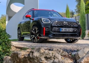 mini jcw countryman all4